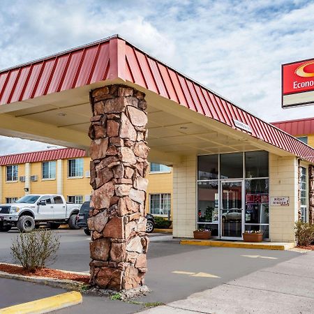 High Desert Inn Прайнвилл Экстерьер фото