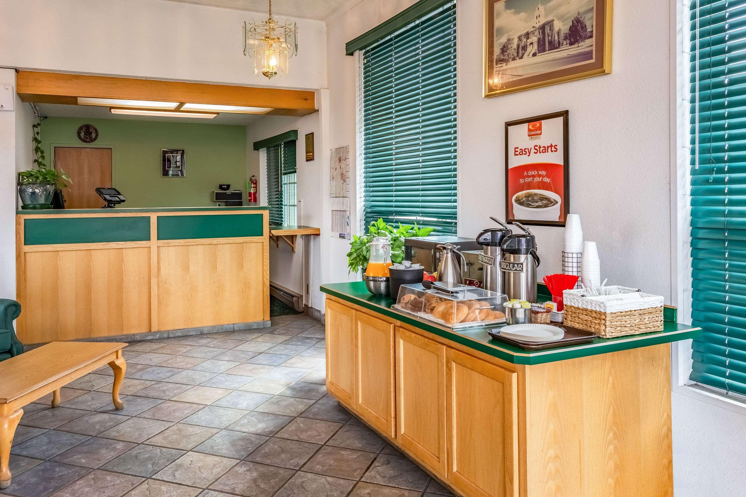 High Desert Inn Прайнвилл Экстерьер фото